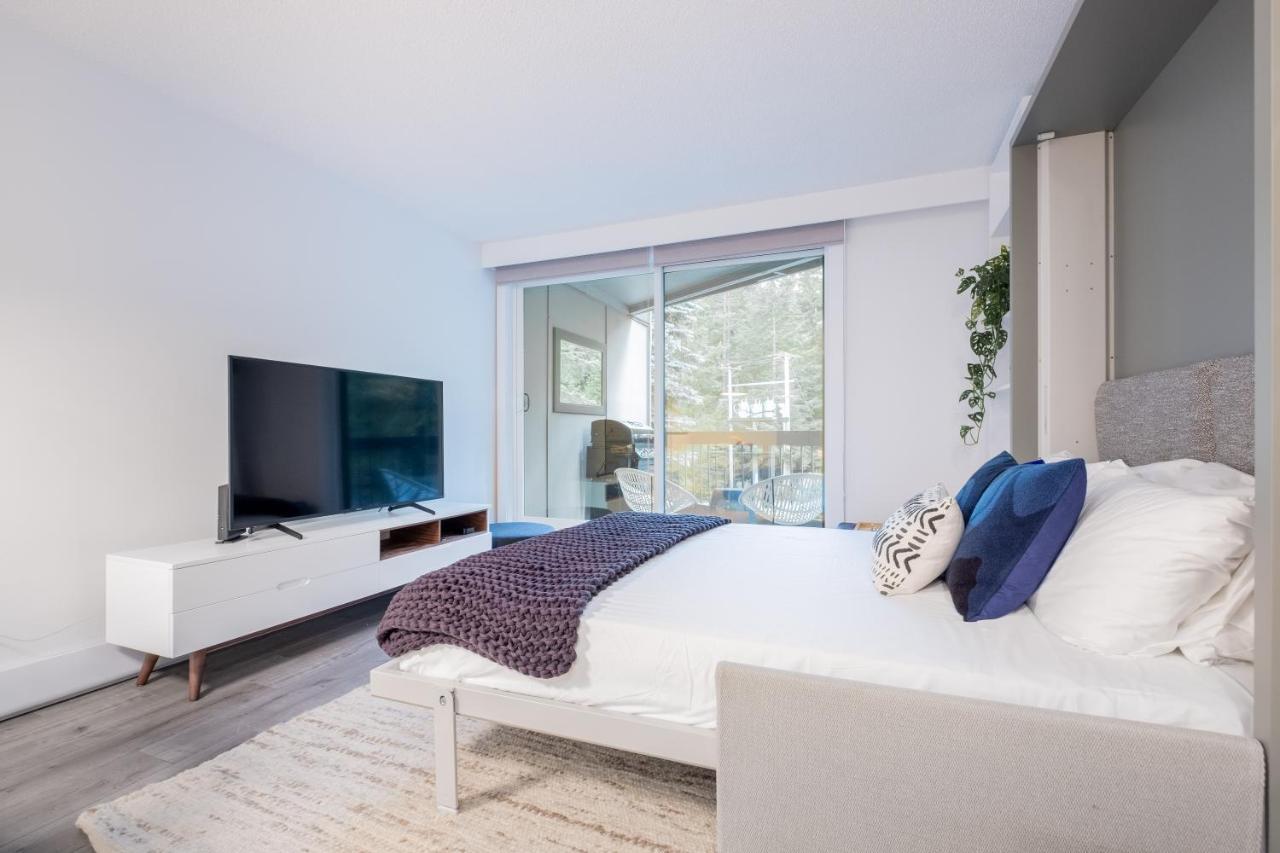 Highland Annex Studio By Outpost Whistler Exterior photo